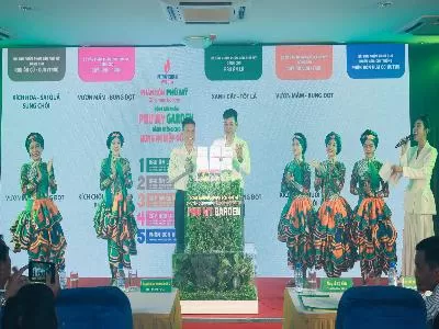 Launching ceremony of specialized fertilizer product line for urban areas (Phu My Garden)